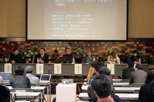 ライブのための楽器の前に机を置いています